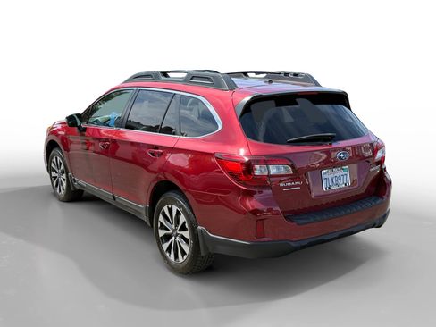 Used 2015 Subaru Outback 2.5i Limited AWD/4WD image 3