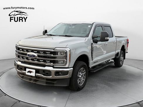 Used 2025 Ford F350 Lariat AWD/4WD image 8