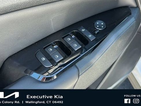 Certified 2023 Kia Sportage X-Pro AWD/4WD image 10