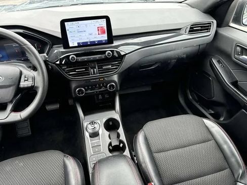 Used 2025 Ford Escape ST-Line FWD image 16