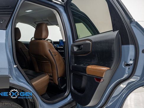 Used 2025 Ford Bronco Sport Outer Banks w/ Outer Banks Tech Package+ image 29