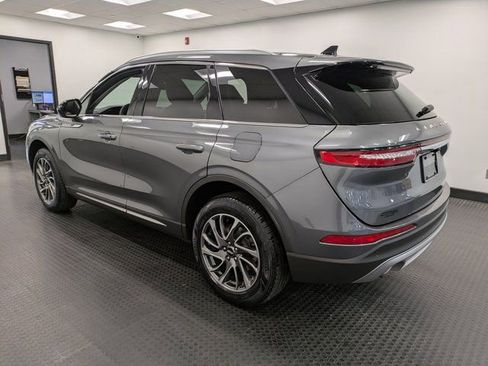 Certified 2022 Lincoln Corsair AWD w/ Equipment Group 101A image 6