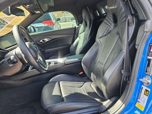 Used 2020 BMW Z4 M40i w/ Executive Package image 18