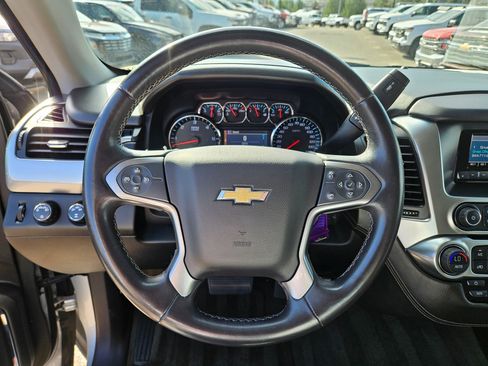 Used 2015 Chevrolet Suburban LS AWD/4WD image 16
