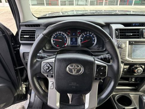 Used 2016 Toyota 4Runner SR5 Premium image 14