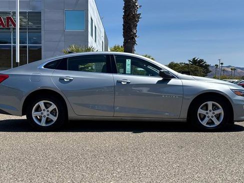 Used 2024 Chevrolet Malibu LS image 3