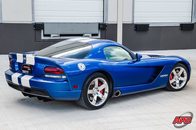 Used 2006 Dodge Viper SRT-10 w/ First Edition Group RWD image 3