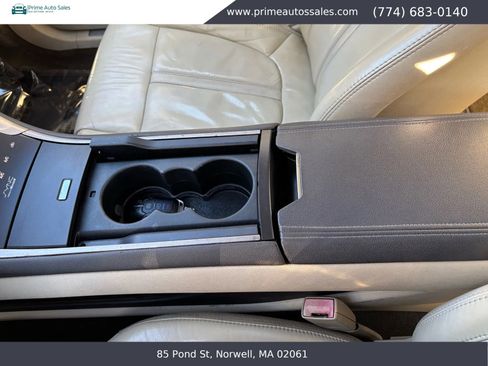 Used 2013 Lincoln MKZ AWD image 21