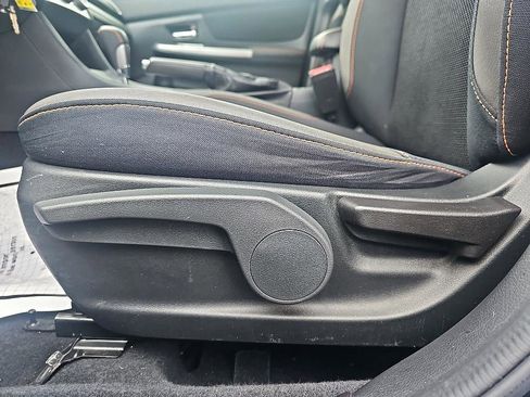 Used 2016 Subaru Crosstrek 2.0i Premium image 14