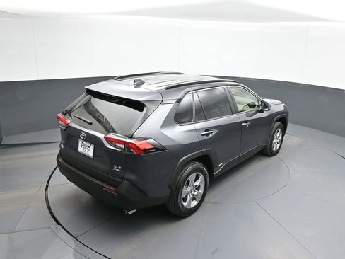 Certified 2025 Toyota RAV4 XLE w/ Convenience Package AWD/4WD image 39