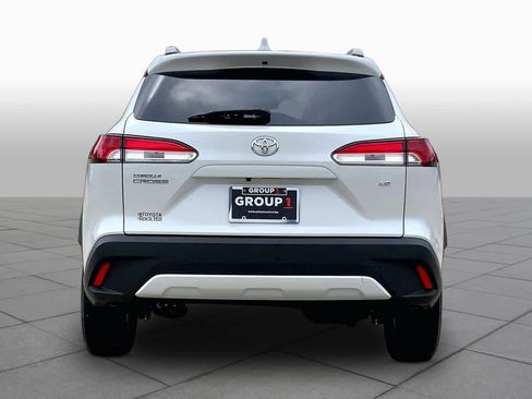 Used 2023 Toyota Corolla Cross LE FWD image 5
