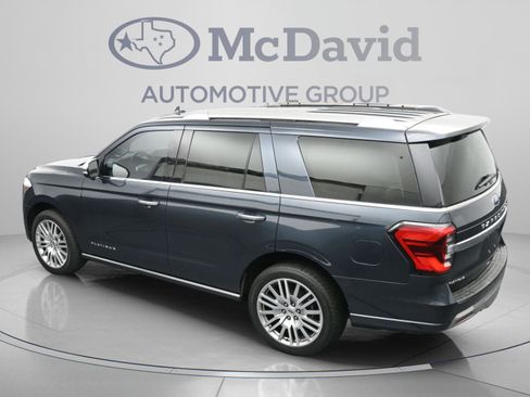 Used 2023 Ford Expedition Platinum RWD image 46