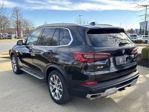 Used 2019 BMW X5 xDrive40i w/ Executive Package image 3