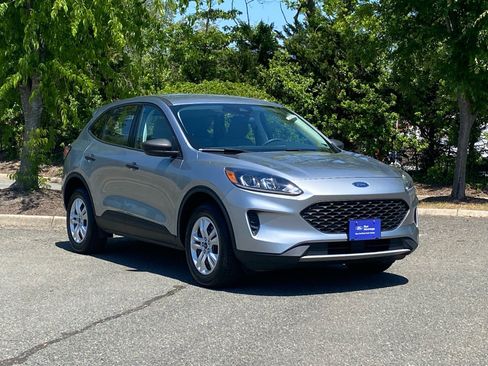 Used 2022 Ford Escape S AWD/4WD image 2
