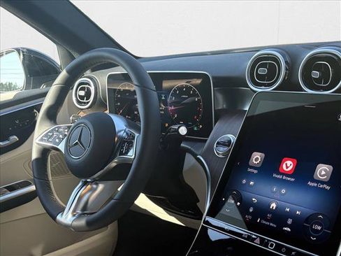 New 2026 Mercedes-Benz GLC 300 image 25