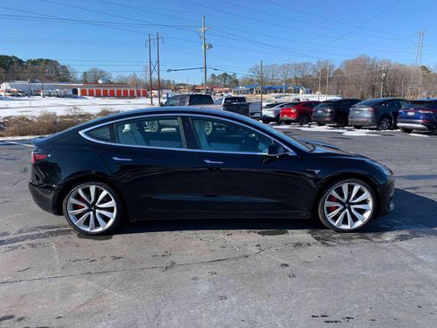 Used 2018 Tesla Model 3 Performance image 12