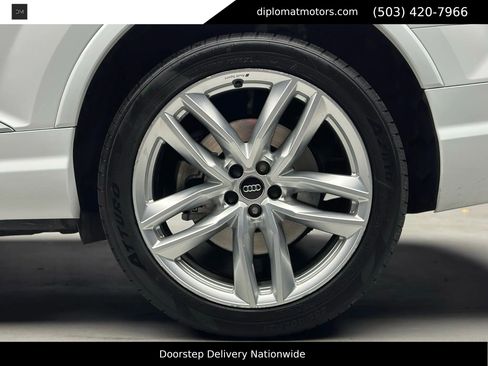 Used 2018 Audi Q7 3.0T Prestige w/ Prestige Package image 41