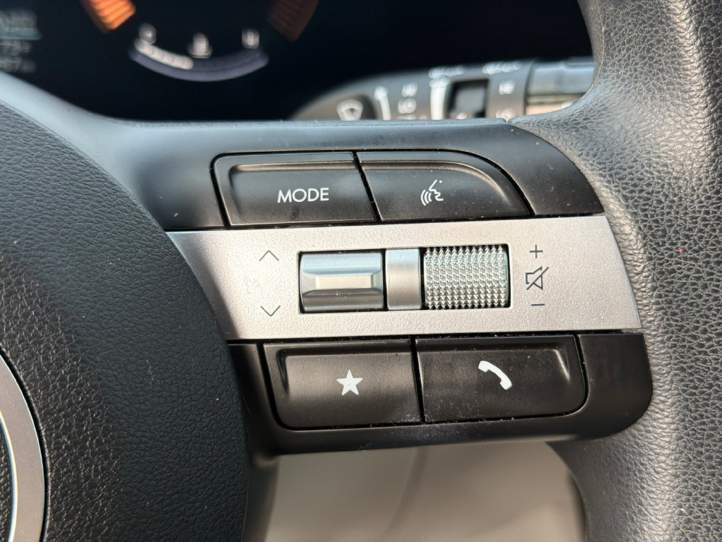 Used 2025 Hyundai Tucson SEL FWD image 26