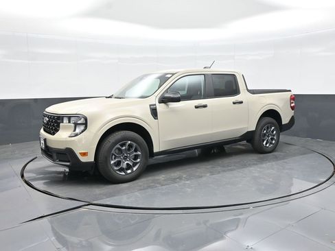 New 2025 Ford Maverick XLT w/ Equipment Group 302A image 7