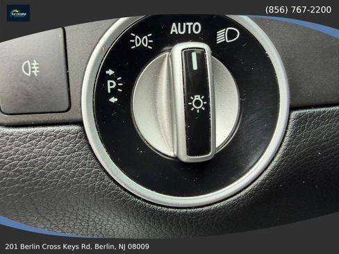 Used 2013 Mercedes-Benz GL 450 4MATIC image 35
