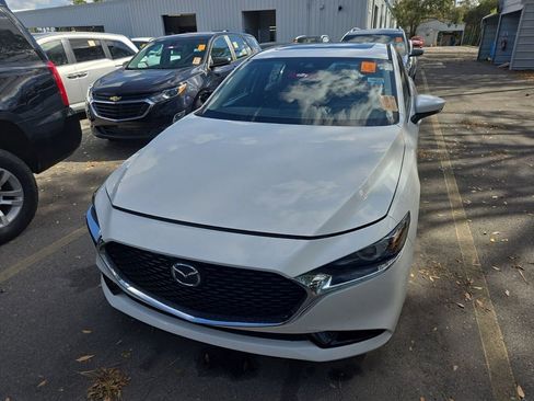 Used 2022 MAZDA MAZDA3 s image 2