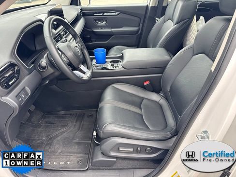 Certified 2023 Honda Pilot Touring image 7