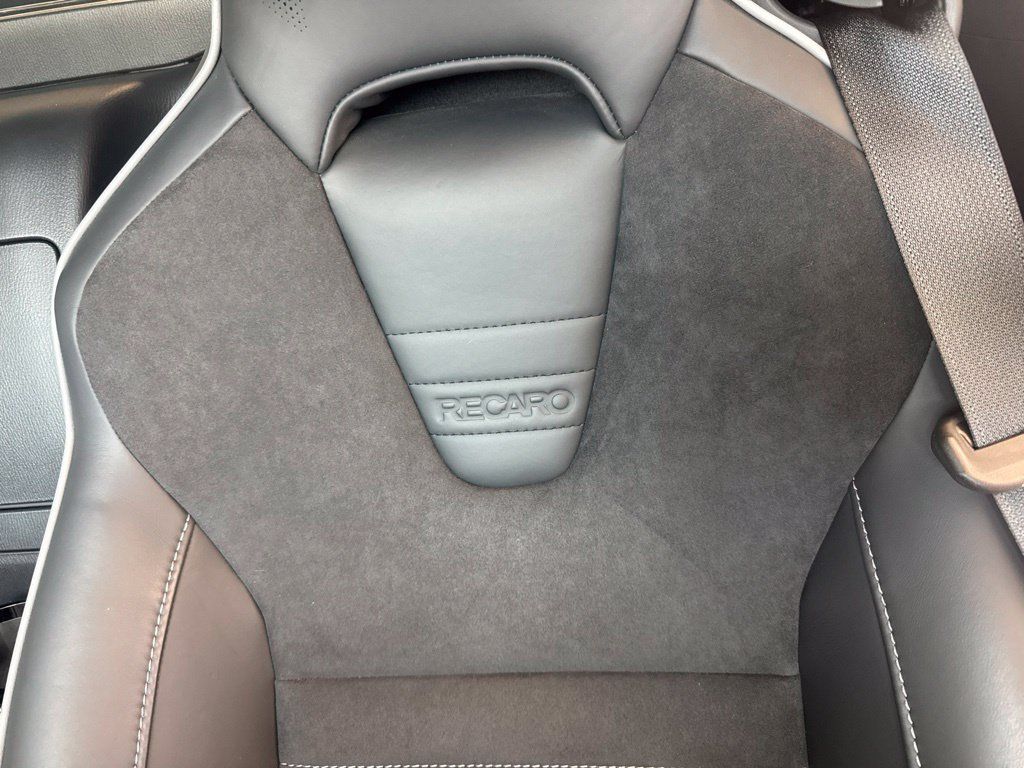 Certified 2023 MAZDA MX-5 Miata Club w/ Weather Package RWD image 7