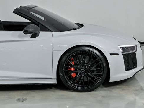 Used 2018 Audi R8 V10 plus image 15