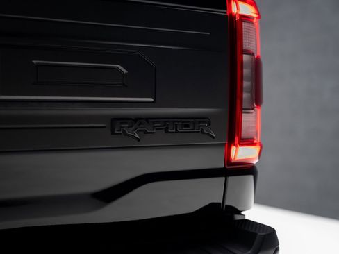 Used 2022 Ford F150 Raptor w/ Equipment Group 801A High AWD/4WD image 33