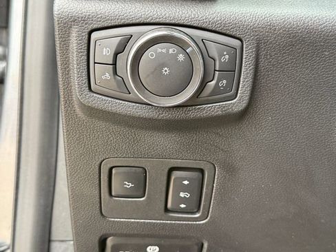 Used 2021 Ford F250 Platinum w/ FX4 Off-Road Package image 20