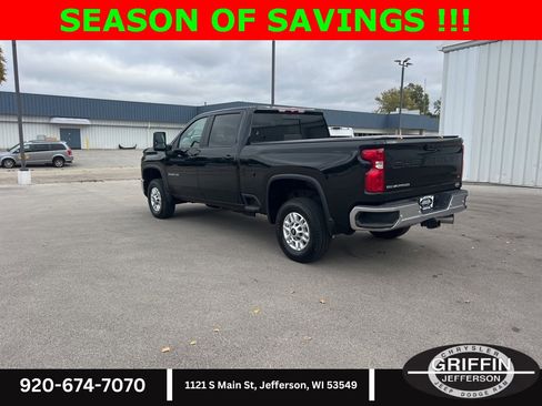 Used 2025 Chevrolet Silverado 2500 LT w/ Safety Package image 16