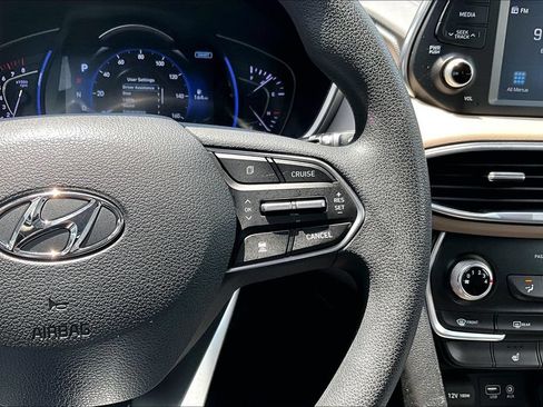 Used 2019 Hyundai Santa Fe SEL FWD image 11
