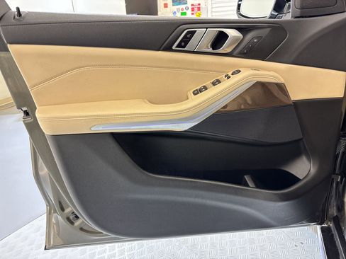 Used 2021 BMW X5 sDrive40i w/ Premium Package 2 image 11