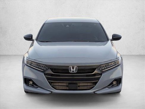 Used 2022 Honda Accord Sport image 2
