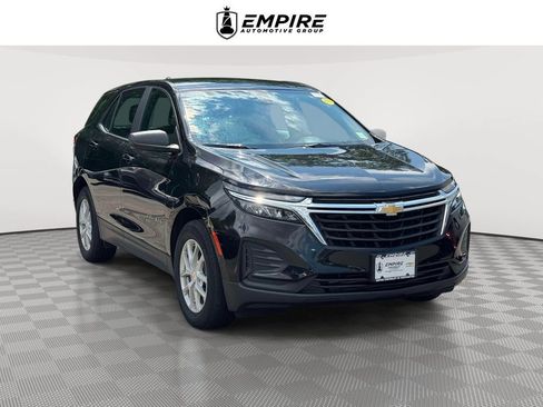 Used 2023 Chevrolet Equinox LS w/ Driver Confidence II Package FWD image 1