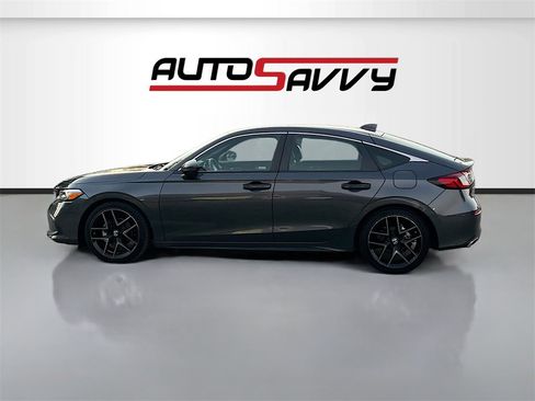 Used 2024 Honda Civic Sport Touring image 4