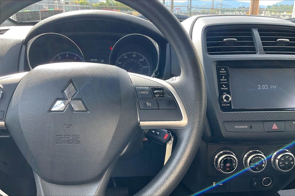 Used 2025 Mitsubishi Outlander Sport ES AWD/4WD image 18