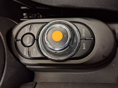 Used 2021 MINI Cooper S w/ 6.5" Touchscreen Package FWD image 30