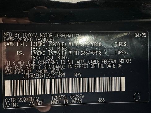 Used 2025 Toyota 4Runner TRD Off-Road image 11