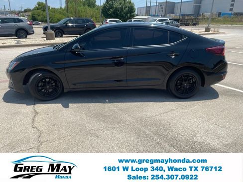 Used 2020 Hyundai Elantra Value Edition FWD image 7