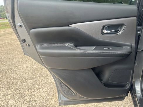 Used 2024 Nissan Murano SV image 14