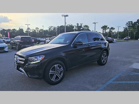 Used 2019 Mercedes-Benz GLC 300 4MATIC image 26