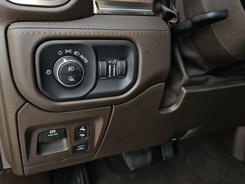 New 2026 RAM 1500 Limited AWD/4WD image 17