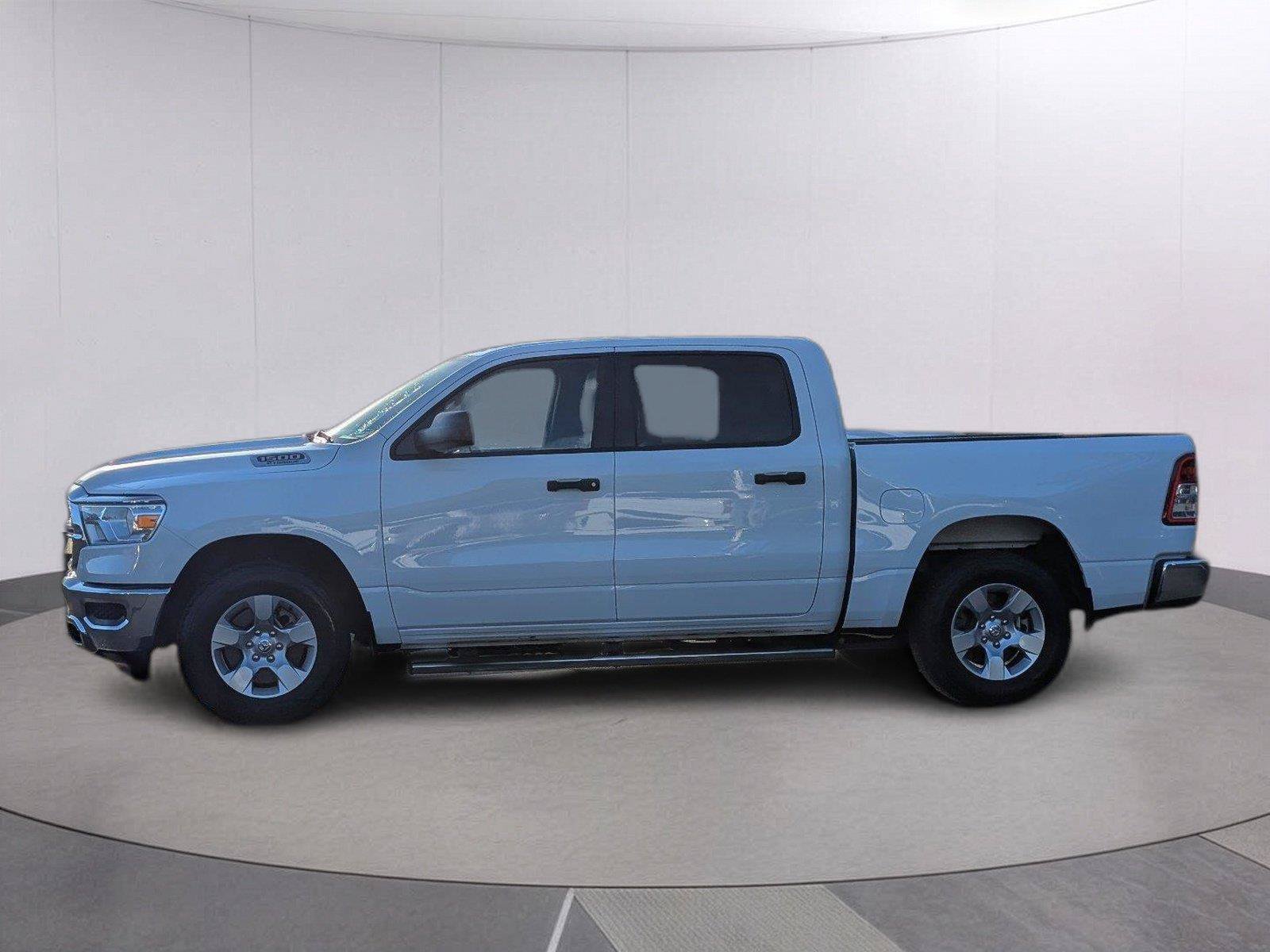 Used 2024 RAM 1500 Tradesman AWD/4WD image 2