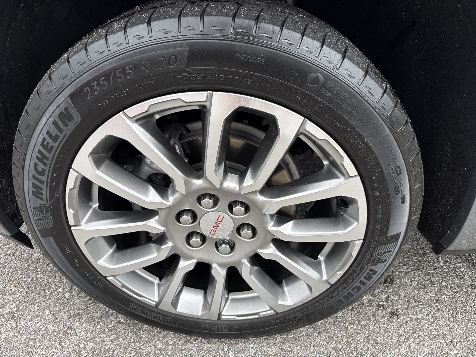 Used 2023 GMC Acadia Denali w/ Denali Ultimate Package FWD image 48