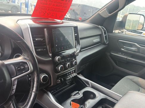 Used 2019 RAM 1500 Big Horn AWD/4WD image 16