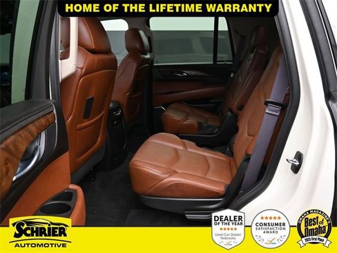 Used 2015 Cadillac Escalade Premium image 33