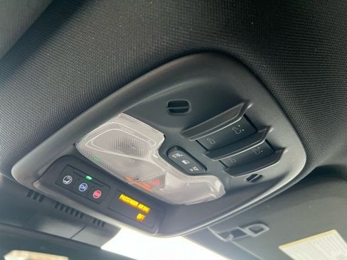 New 2025 Chevrolet Colorado Z71 w/ Technology Package image 15