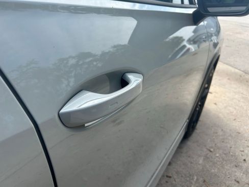 New 2026 Volkswagen Tiguan SE R-Line image 33