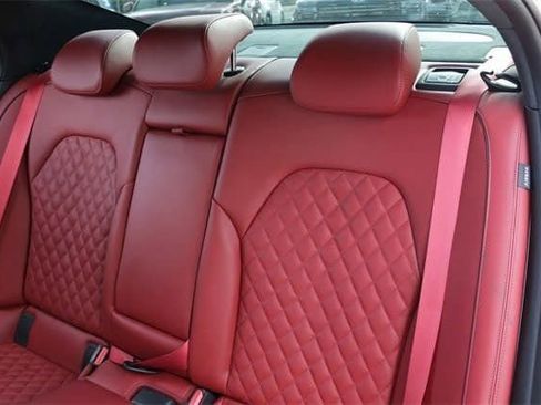 Used 2025 Genesis G70 3.3T Advanced w/ Sport Prestige Package image 25